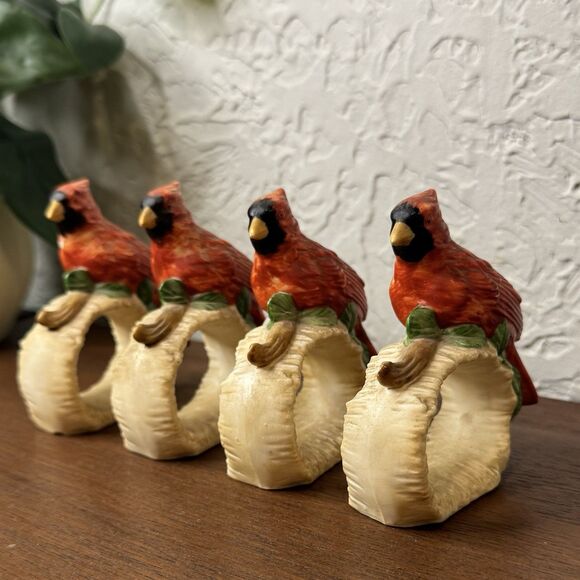 Vintage Porcelain Hand painted Cardinal Napkin Rings (Set of 4) - Picture 5 of 7